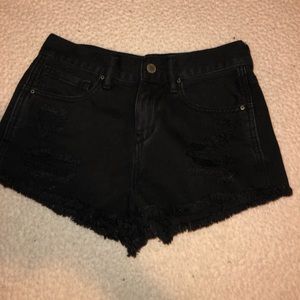 High wasted black shorts